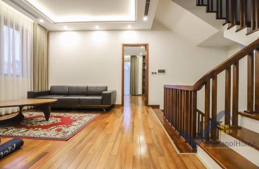 Biệt thự đơn lập cho thuê Vinhomes Riverside full nội thất 11