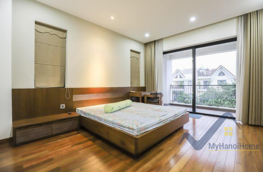 Biệt thự đơn lập cho thuê Vinhomes Riverside full nội thất 22