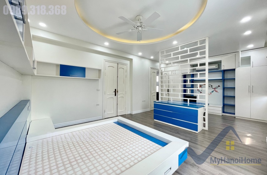 Biệt thự đơn lập cho thuê Vinhomes Riverside gần BIS 13