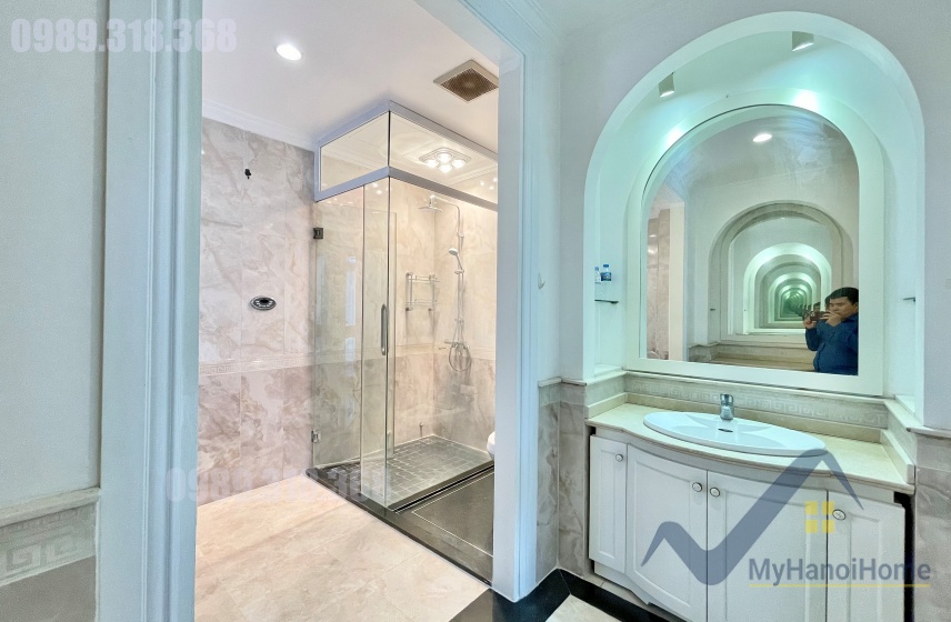Biệt thự đơn lập cho thuê Vinhomes Riverside gần BIS 20