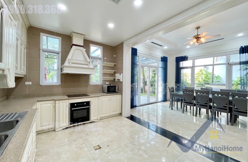 Biệt thự đơn lập cho thuê Vinhomes Riverside gần BIS 5