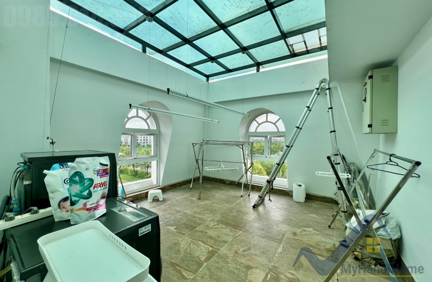 Biệt thự đơn lập cho thuê Vinhomes The Harmony nội thất hiện đại 30