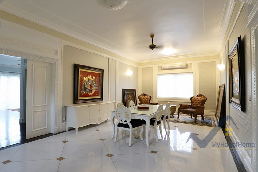 Biệt thự đơn lập siêu rộng Vinhomes Riverside cho thuê 10