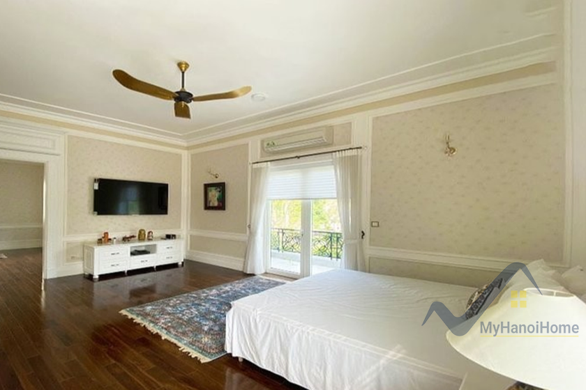 Biệt thự đơn lập siêu rộng Vinhomes Riverside cho thuê 14