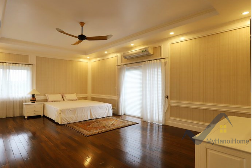 Biệt thự đơn lập siêu rộng Vinhomes Riverside cho thuê 16