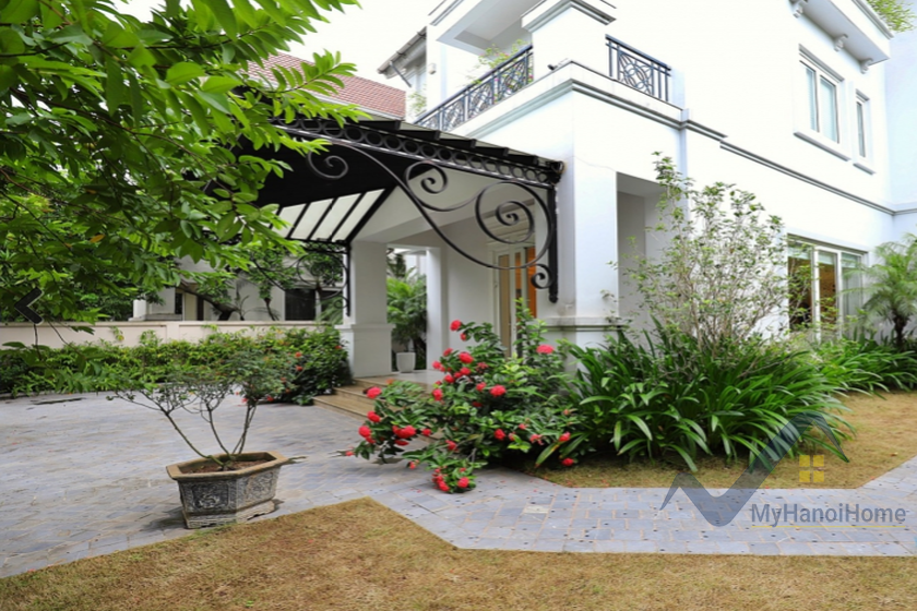 Biệt thự đơn lập siêu rộng Vinhomes Riverside cho thuê 24