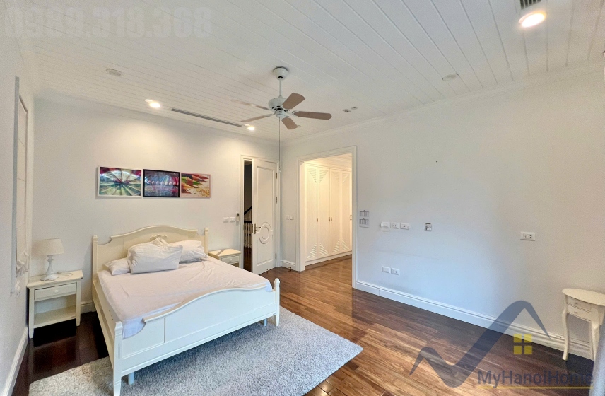 Biệt thự đơn lập view sông cho thuê tại Vinhomes Riverside đủ đồ 7