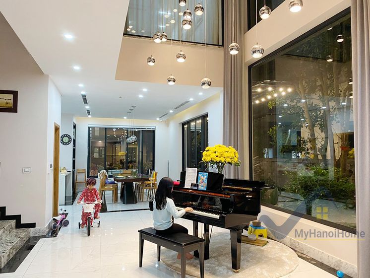 Biệt thự đơn lập Vinhomes Riverside cần bán, đã hoàn thiện nội thất 2