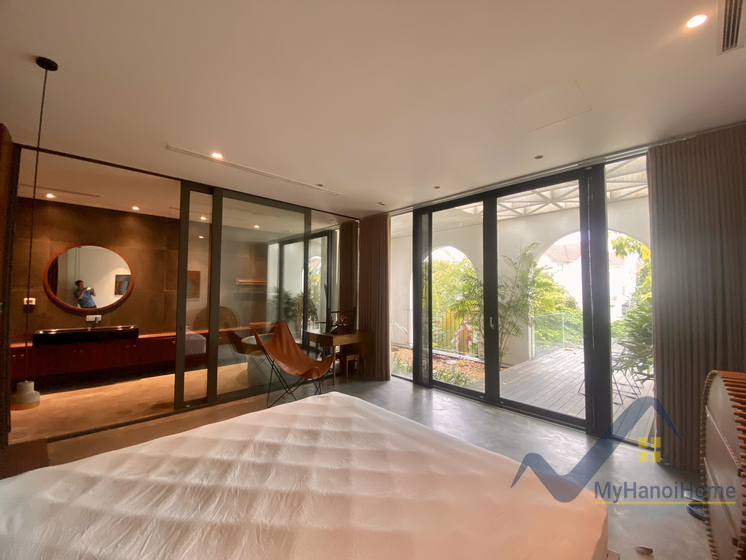 Biệt thự đơn lập Vinhomes Riverside cho thuê có bể bơi 11