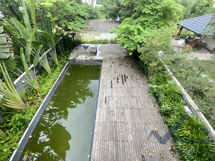 Biệt thự đơn lập Vinhomes Riverside cho thuê có bể bơi 13
