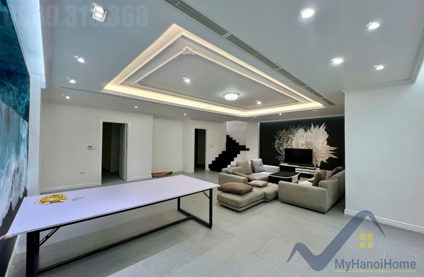 Biệt thự đơn lập Vinhomes Riverside cho thuê có thang máy 13