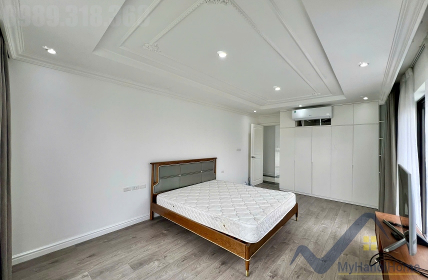 Biệt thự đơn lập Vinhomes Riverside cho thuê có thang máy 21