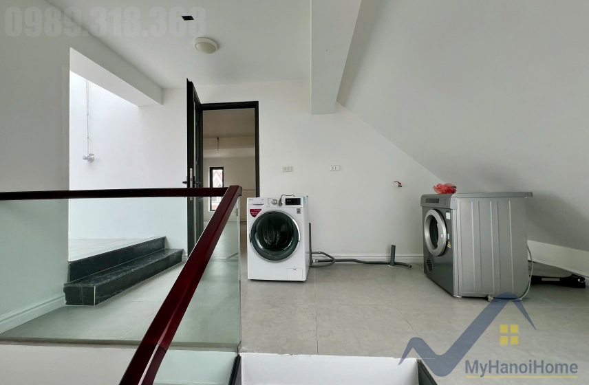 Biệt thự đơn lập Vinhomes Riverside cho thuê có thang máy 28