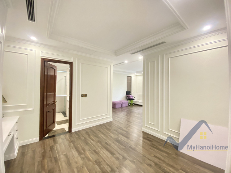 Biệt thự đơn lập Vinhomes Riverside cho thuê, đủ nội thất, gần BIS 11