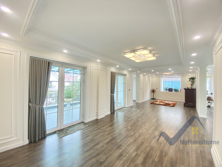 Biệt thự đơn lập Vinhomes Riverside cho thuê, đủ nội thất, gần BIS 16