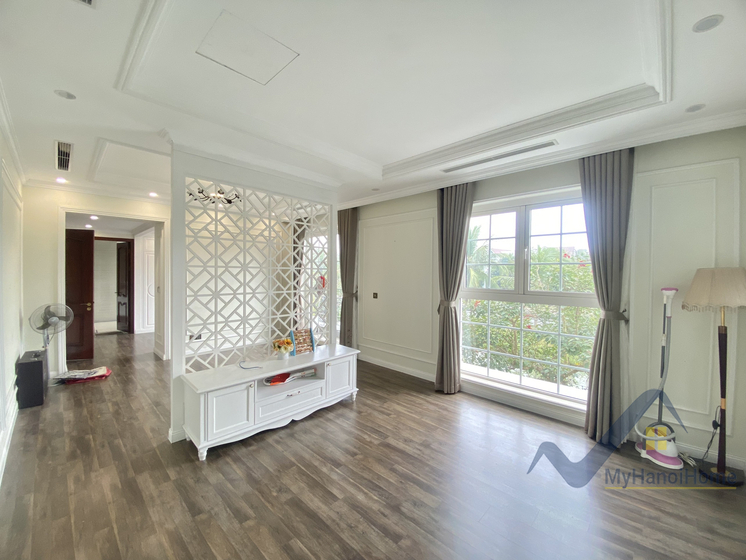 Biệt thự đơn lập Vinhomes Riverside cho thuê, đủ nội thất, gần BIS 19