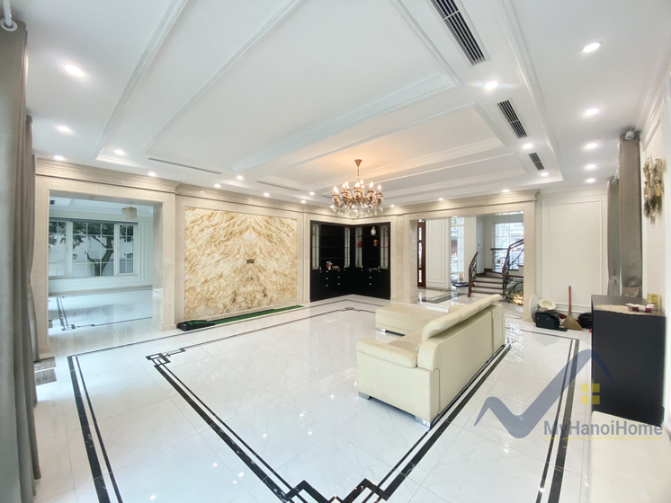 Biệt thự đơn lập Vinhomes Riverside cho thuê, đủ nội thất, gần BIS 2