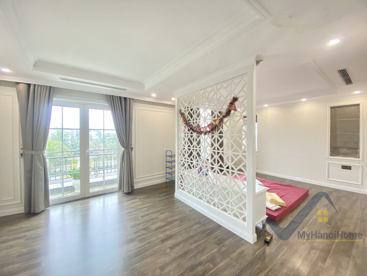 Biệt thự đơn lập Vinhomes Riverside cho thuê, đủ nội thất, gần BIS 8