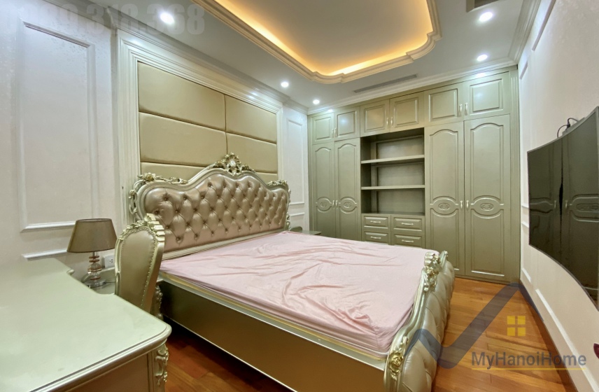 Biệt thự đơn lập Vinhomes Riverside cho thuê sân vườn rộng 19