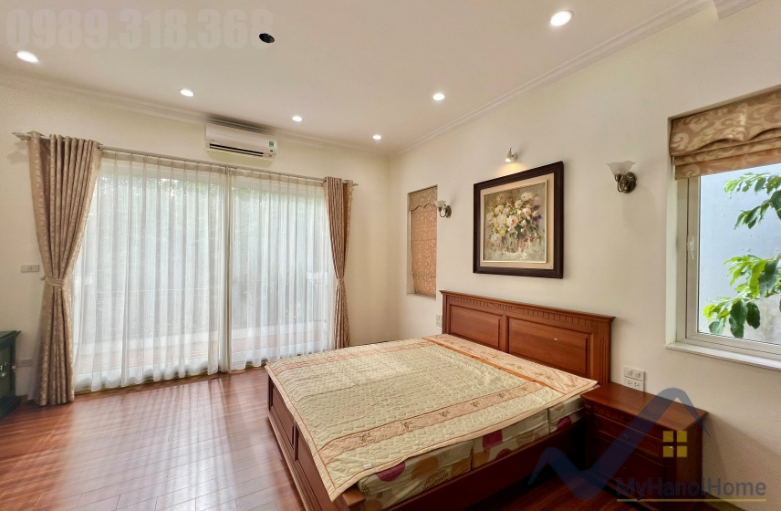 Biệt thự đủ đồ cho thuê tại Hoa Phượng Vinhomes Riverside 11