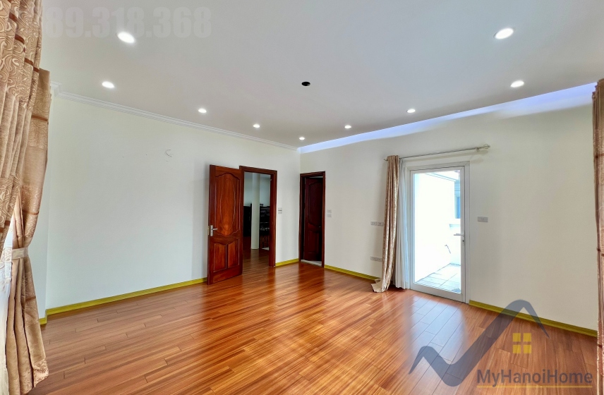 Biệt thự đủ đồ cho thuê tại Hoa Phượng Vinhomes Riverside 18