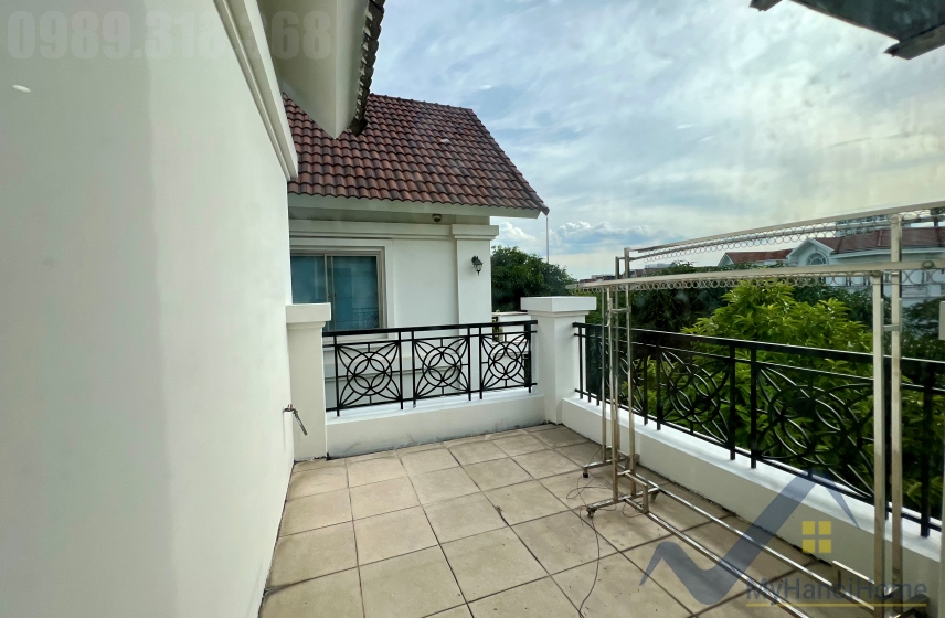 Biệt thự đủ đồ cho thuê tại Hoa Phượng Vinhomes Riverside 19