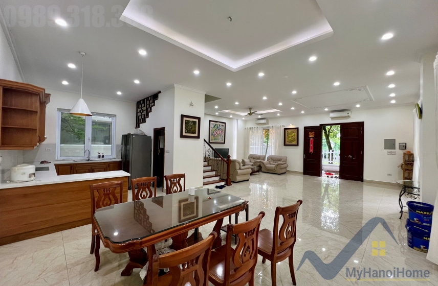 Biệt thự đủ đồ cho thuê tại Hoa Phượng Vinhomes Riverside 3