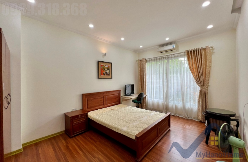 Biệt thự đủ đồ cho thuê tại Hoa Phượng Vinhomes Riverside 9