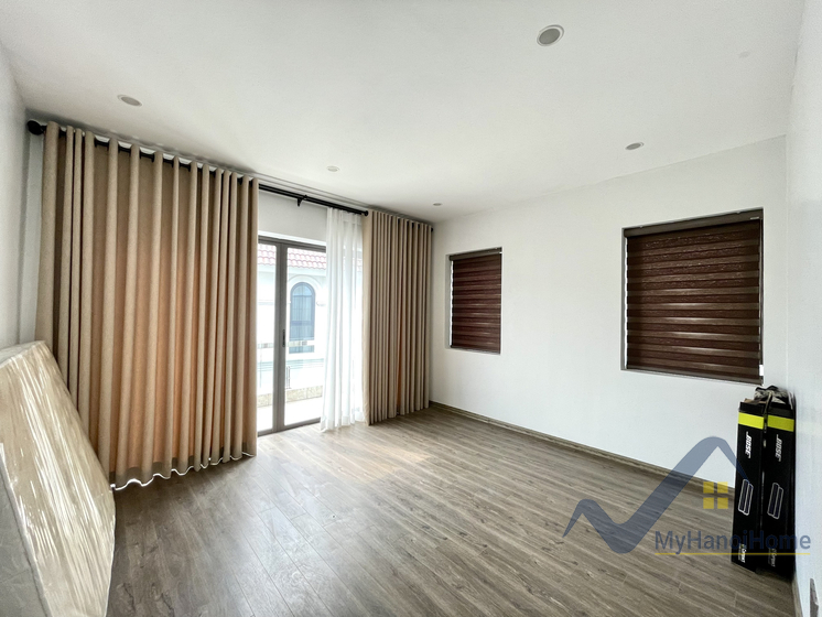 Biệt thự full đồ Vinhome Riverside 4 phòng ngủ có bể bơi cho thuê 14