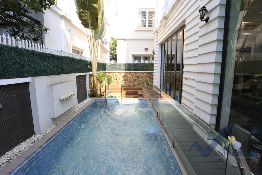 Biệt thự full đồ Vinhome Riverside 4 phòng ngủ có bể bơi cho thuê 7