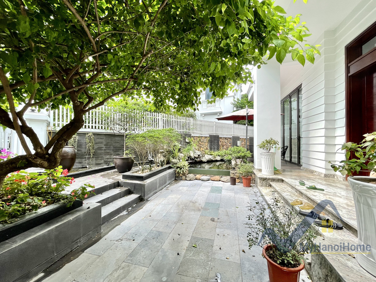 Biệt thự full đồ Vinhome Riverside 4 phòng ngủ có bể bơi cho thuê 8