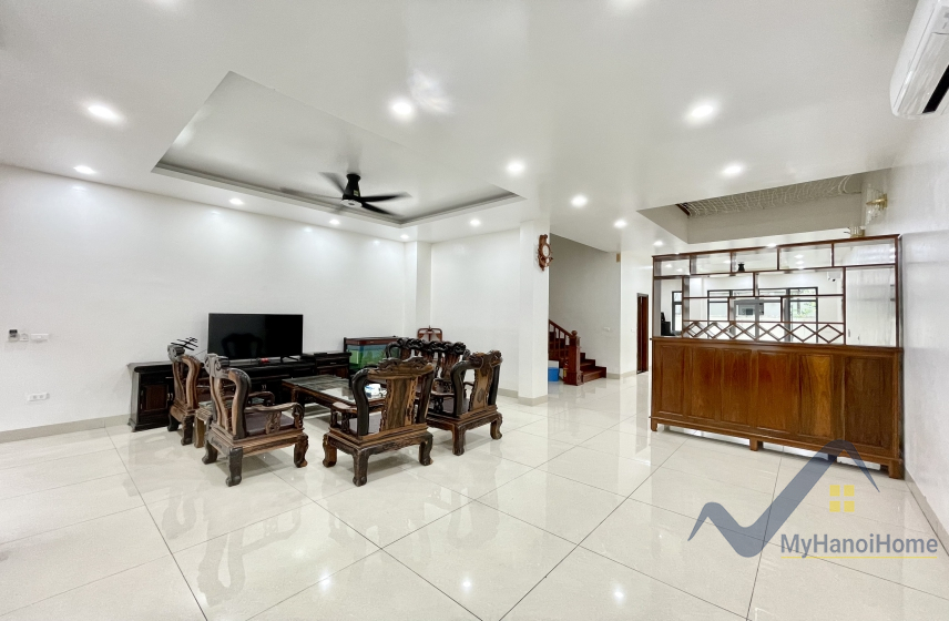 Biệt thự Harmony cho thuê đủ đồ có sân vườn rộng 1