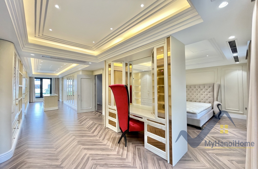 Biệt thự Hoa Lan Vinhomes Riverside cần cho thuê gần BIS 10