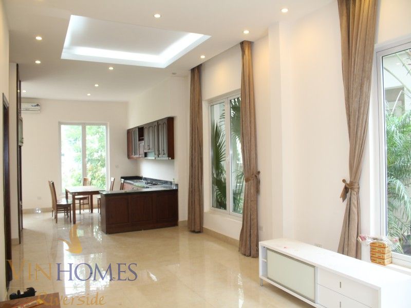 Biệt thự Hoa Phượng Vinhomes Riverside cần bán gần Almaz 2