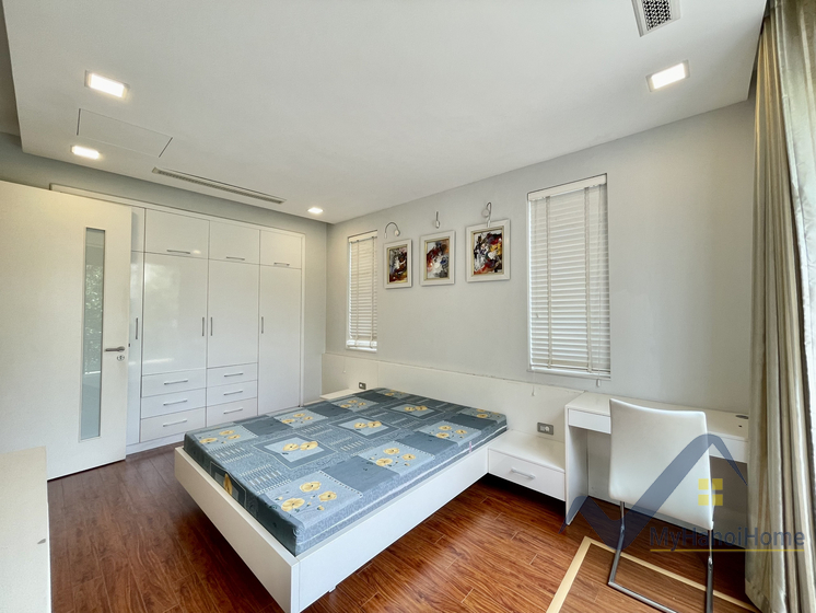 Biệt thự Hoa Phượng Vinhomes Riverside cho thuê 4PN đủ đồ 12