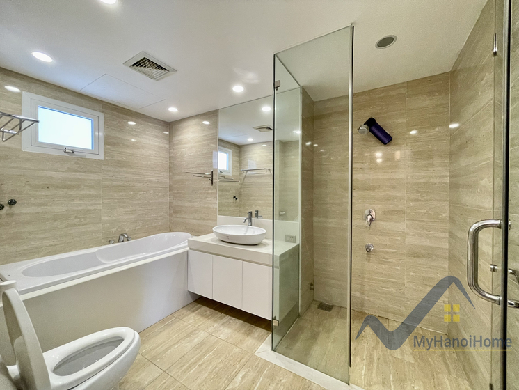 Biệt thự Hoa Phượng Vinhomes Riverside cho thuê 4PN đủ đồ 13