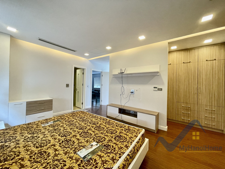 Biệt thự Hoa Phượng Vinhomes Riverside cho thuê 4PN đủ đồ 20