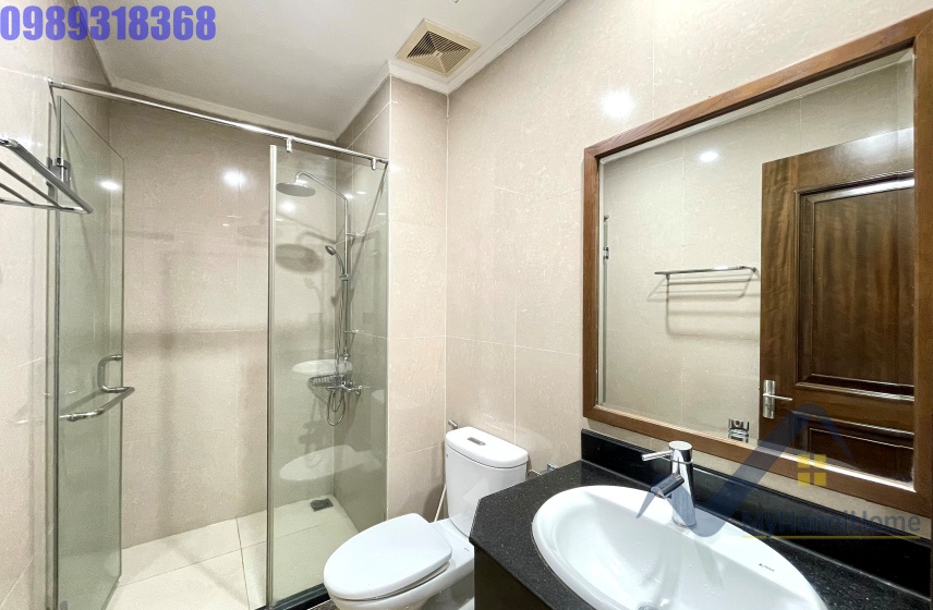 Biệt thự Hoa Sữa cho thuê Vinhomes Riverside đồ cơ bản 11