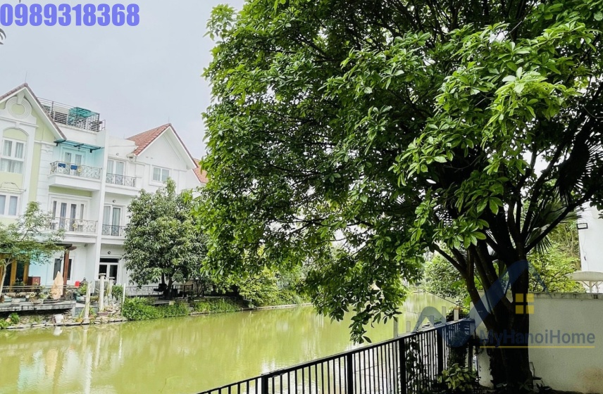 Biệt thự Hoa Sữa cho thuê Vinhomes Riverside đồ cơ bản 5