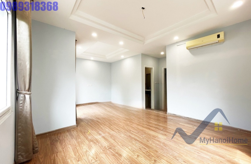 Biệt thự Hoa Sữa cho thuê Vinhomes Riverside đồ cơ bản 9