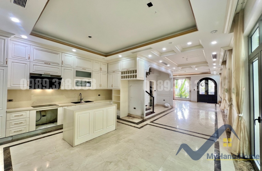 Biệt thự không đồ cho thuê tại Vinhomes Harmony Long Biên 5