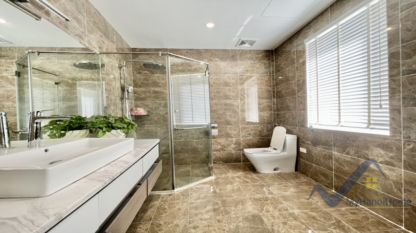 Biệt thự liền kề khu Anh Đào Vinhomes Riverside cho thuê full đồ 13