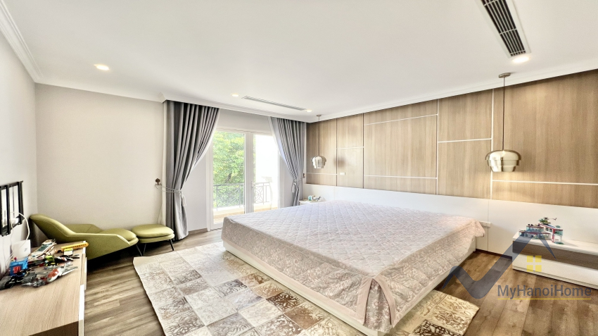 Biệt thự liền kề khu Anh Đào Vinhomes Riverside cho thuê full đồ 9