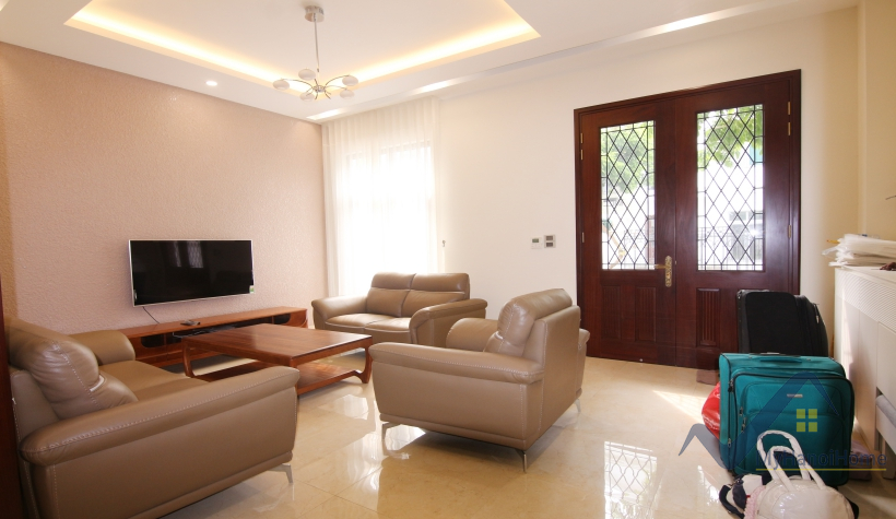 Biệt thự Nguyệt Quế Harmony chính chủ 3PN gần Vinschool 2