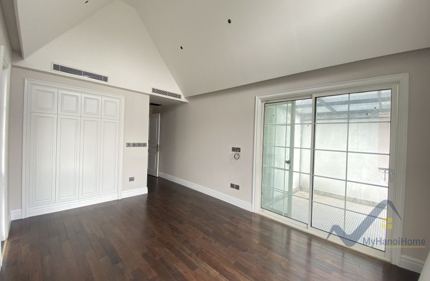 Biệt thự song lập cho thuê ở Vinhomes Riverside, gần BIS 16