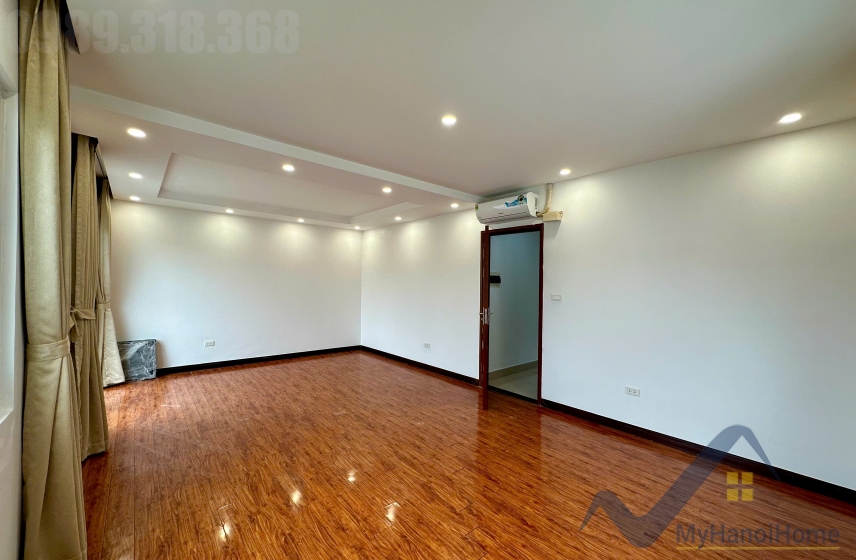 Biệt thự song lập Hoa Sữa cho thuê Vinhomes Riverside đủ đồ 18