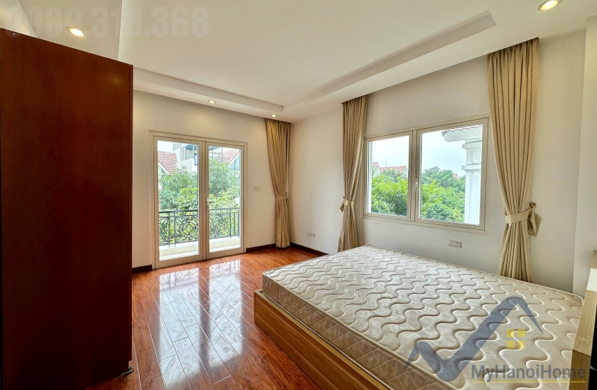 Biệt thự song lập Hoa Sữa cho thuê Vinhomes Riverside đủ đồ 20