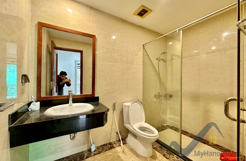 Biệt thự song lập Hoa Sữa cho thuê Vinhomes Riverside đủ đồ 22