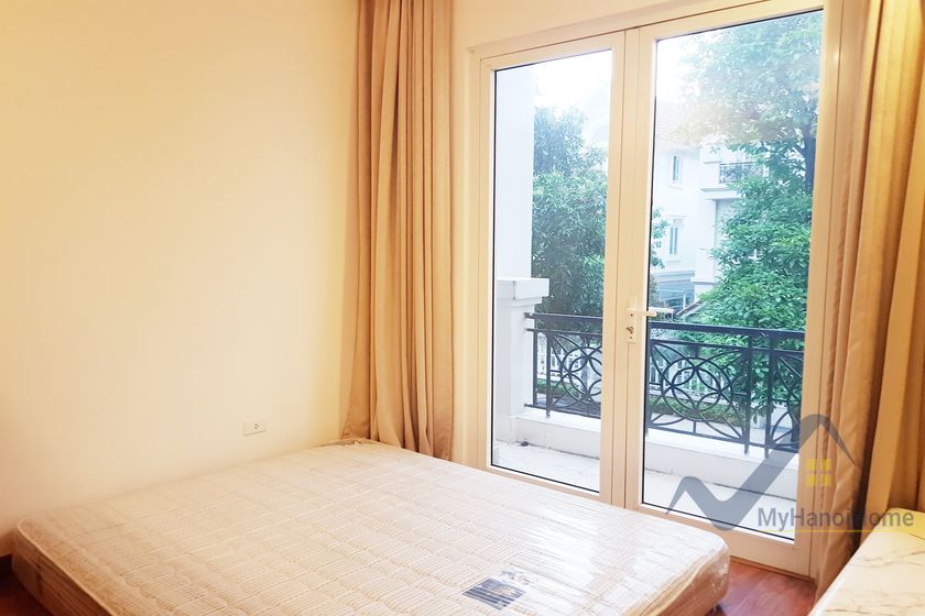 Biệt thự song lập tại Vinhomes Riverside cần cho thuê full đồ 10
