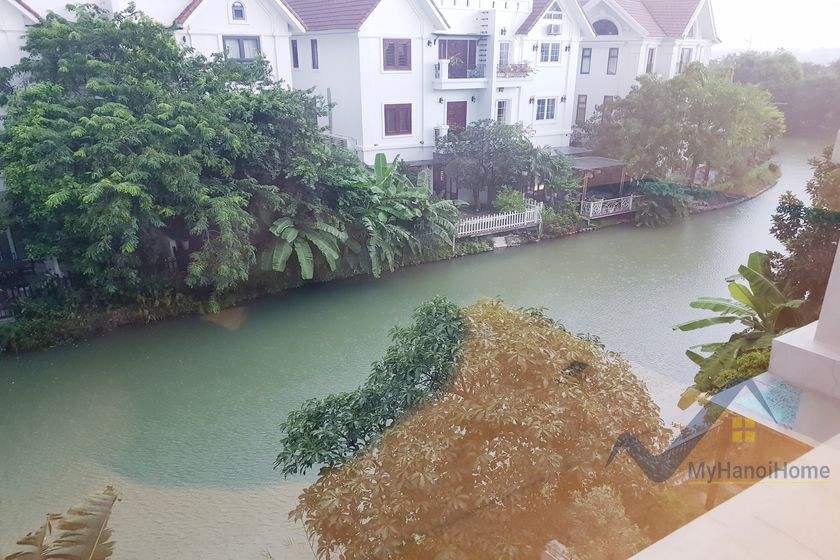 Biệt thự song lập tại Vinhomes Riverside cần cho thuê full đồ 14